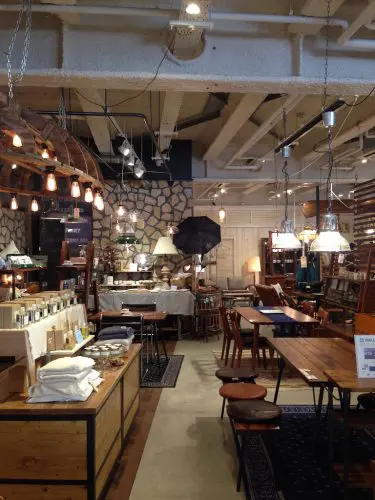 acme furniture 自由が丘　ソラマド大分